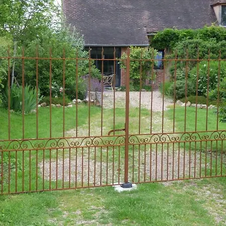 Proche De Troncais Hébergement de vacances Cérilly